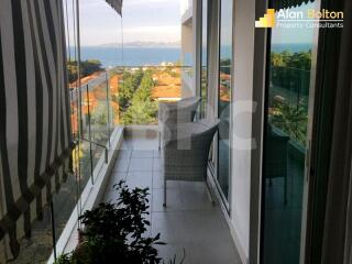 2 Bed 1 Bath in Pratumnak ABPC0145