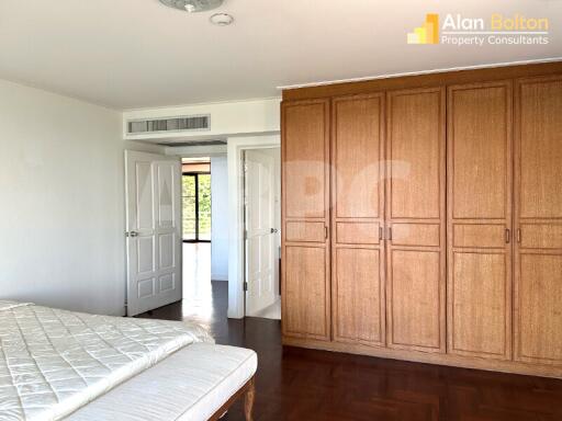 3 Bed 4 Bath in Pratumnak ABPC0063