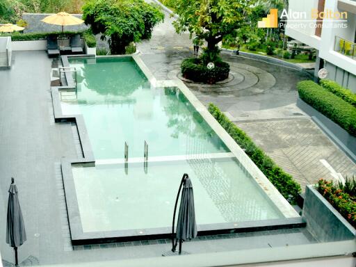 Pool View 2 Bed 2 Bath Condo in Central Pattaya CS10495