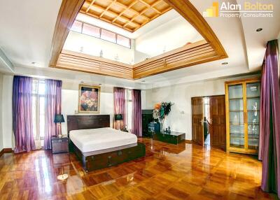 4 Bed 5 Bath in Na Jomtien HS5615