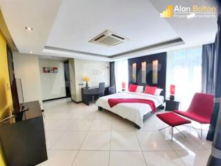 5 Bed 6 Bath in Jomtien HS5596