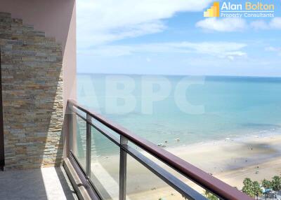 Ocean View 1 Bedroom Condo in Central Pattaya For Sale CS10408