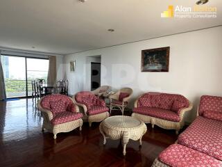 3 Bed 4 Bath in Pratumnak CS10401