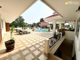 5 Bed 6 Bath Pool Villa in East Pattaya HS5561