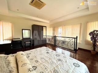 5 Bed 6 Bath Pool Villa in East Pattaya HS5561