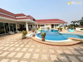 5 Bed 6 Bath Pool Villa in East Pattaya HS5561