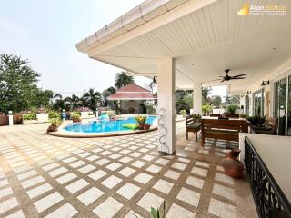 5 Bed 6 Bath Pool Villa in East Pattaya HS5561