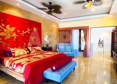 Very Large 1 bedroom Condo in Chateau Dale Jomtien