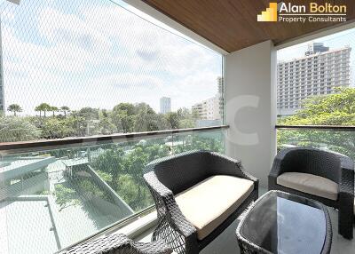 1 Bed 2 Bath in Wong Amat CS10325