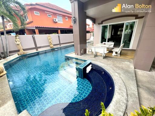 5 Bed 5 Bath Pool Villa in Jomtien