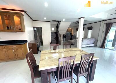 5 Bed 5 Bath in Jomtien HS5502