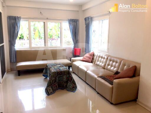 4 Bed 4 Bath House close to beach in Jomtien HS5498