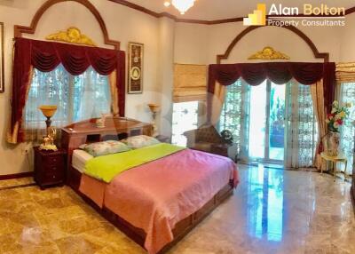 7 Bed 8 Bath in East Pattaya HS5428