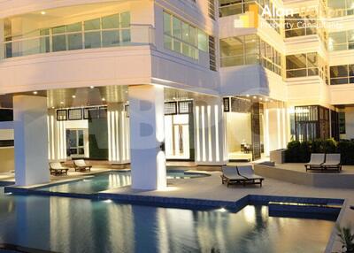 Ocean View 1 Bed 2 Bath Condo in Na Jomtien