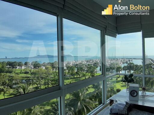 Ocean View 1 Bed 2 Bath Condo in Na Jomtien