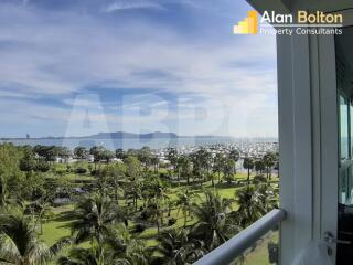 Ocean View 1 Bed 2 Bath Condo in Na Jomtien