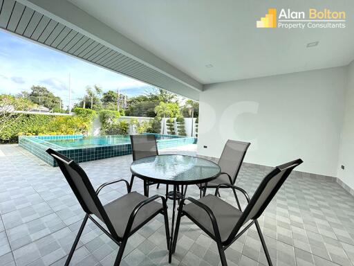 Owner Financing offered - 4 Bedroom 3 Bathroom Pool Villa in East Pattaya - HS5363