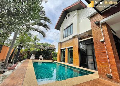 4 Bed 3 Bath Pool Villa in East Pattaya HS5314