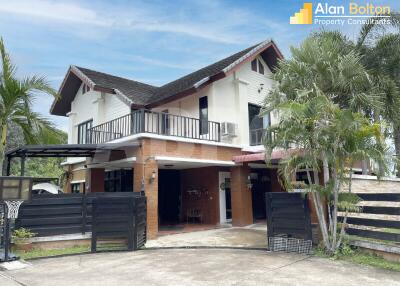 4 Bed 3 Bath Pool Villa in East Pattaya HS5314