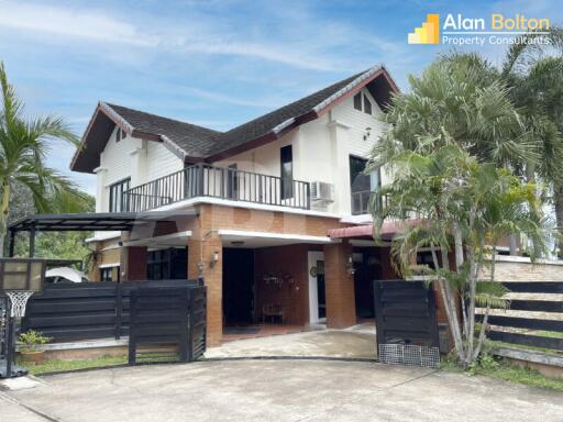 4 Bed 3 Bath Pool Villa in East Pattaya HS5314