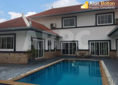 4 Bed 4 Bath in Huay Yai HR2940