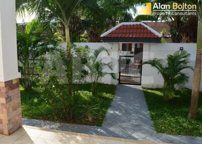 4 Bed 4 Bath in Huay Yai HR2940