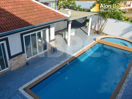 4 Bed 4 Bath in Huay Yai HR2940