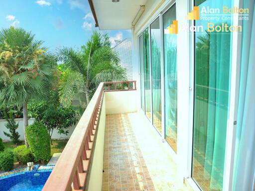 4 Bed 4 Bath Pool Villa in Baan Dusit Pattaya Lake