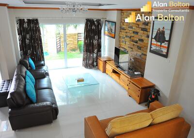 4 Bed 4 Bath Pool Villa in Baan Dusit Pattaya Lake