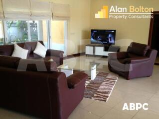 4 Bed 5 Bath in East Pattaya HS4975