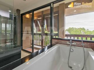 Newly Renovated 4 Bedroom 4 Bathroom Pool Villa in East Pattaya HS5186