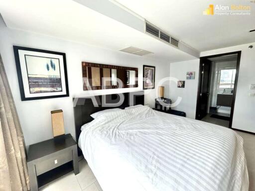 Large 1 Bedroom in Northshore with Sea View