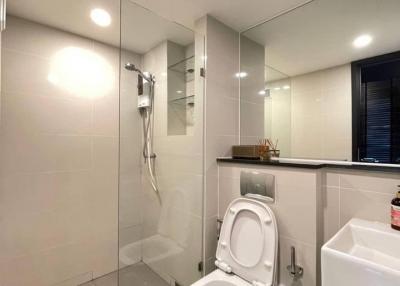 For SALE : Knightsbridge Prime Sathorn / 1 Bedroom / 1 Bathrooms / 37 sqm / 6800000 THB [S11775]
