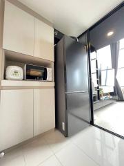 For SALE : Knightsbridge Prime Sathorn / 1 Bedroom / 1 Bathrooms / 37 sqm / 6800000 THB [S11775]