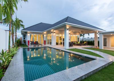 Baan Phu Thara Mountainside - Luxury 3 Bedroom Pool Villas - New Development