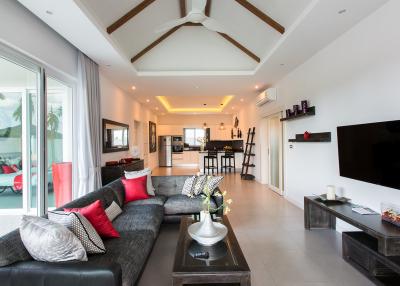 Baan Phu Thara Mountainside - Luxury 3 Bedroom Pool Villas - New Development