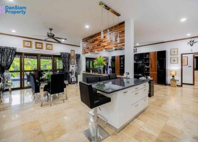 Beautiful 3-Bedroom Pool Villa in Hua Hin at Crystal View