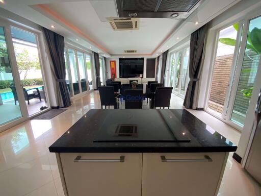 4 Bedrooms House in Palm Oasis Jomtien H008920