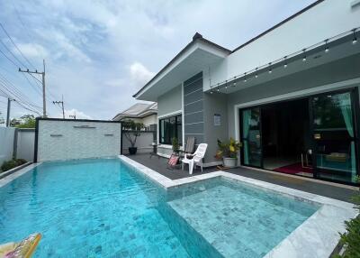 Baan Hunsa Pool Villa