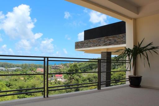 The Exceptional Grand Villa In Naithorn Hills, Phuket