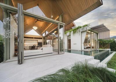 The Modern Thai Heritage Pool Villa