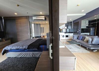 For Rent 52 sqm 1 Bed Condo Sky Walk Residences 200m from BTS Phra Khanong