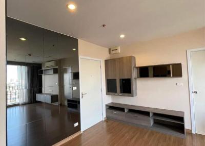 The Tree Interchange Condo (near mrt Taopoon/Bangpho) 16th floor 2bed 2bath