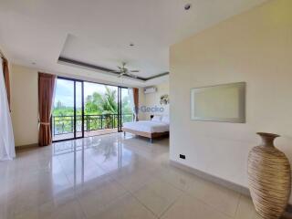 House in Phoenix Lakeside Pool Villas Na Jomtien H010840