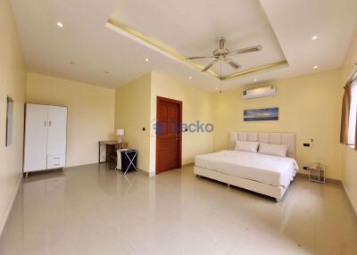 House in Phoenix Lakeside Pool Villas Na Jomtien H010840