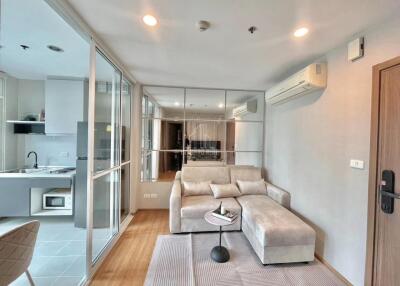 For Rent 1 Bed 1 Bath Condo The Base Sukhumvit 77 Only 700m from BTS Onnut