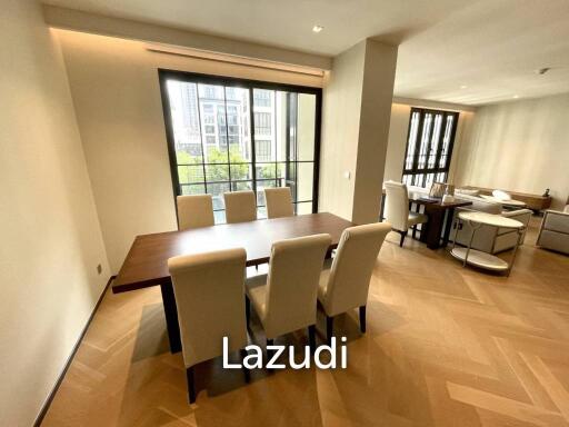 2 Bed 3 Bath 116 SQ.M The Reserve Sukhumvit 61