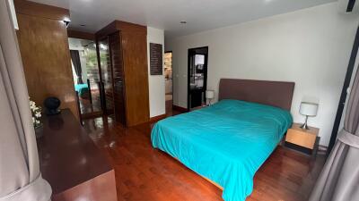 Quiet Condo Sukhumvit 15