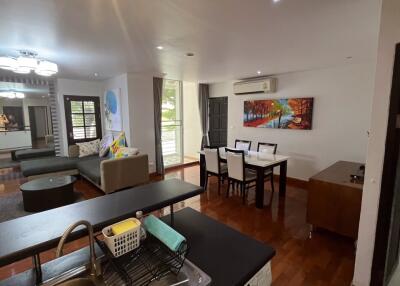 Quiet Condo Sukhumvit 15