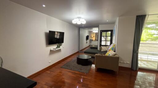 Quiet Condo Sukhumvit 15